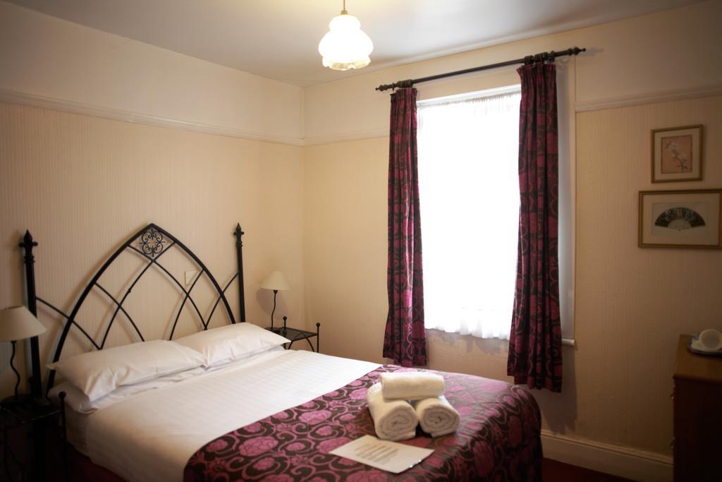 Hamilton Court Hotel Chester Extérieur photo