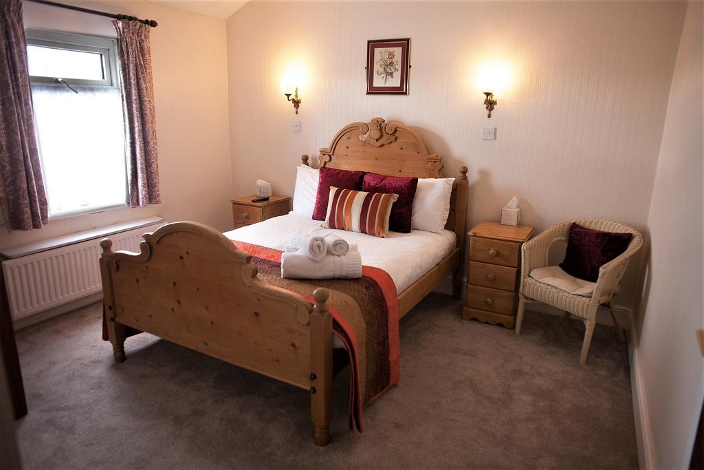 Hamilton Court Hotel Chester Extérieur photo
