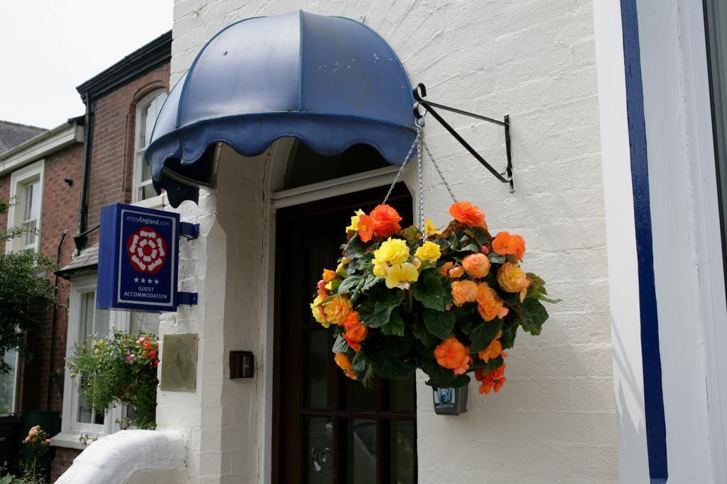 Hamilton Court Hotel Chester Extérieur photo