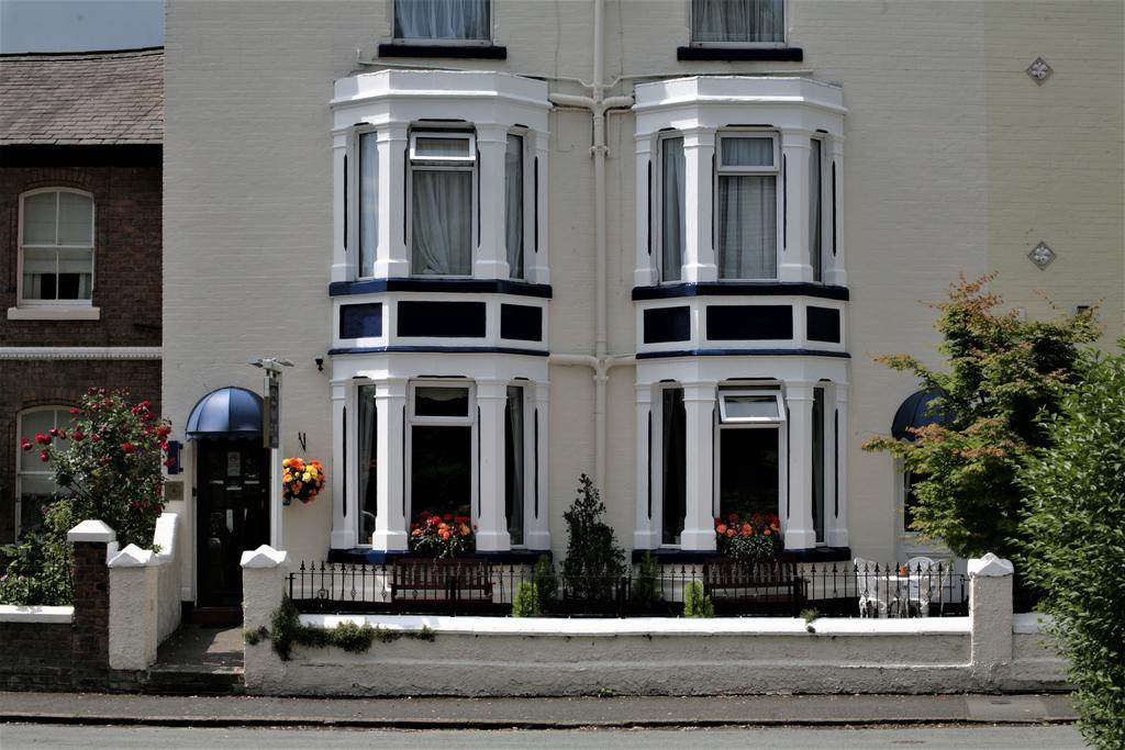 Hamilton Court Hotel Chester Extérieur photo