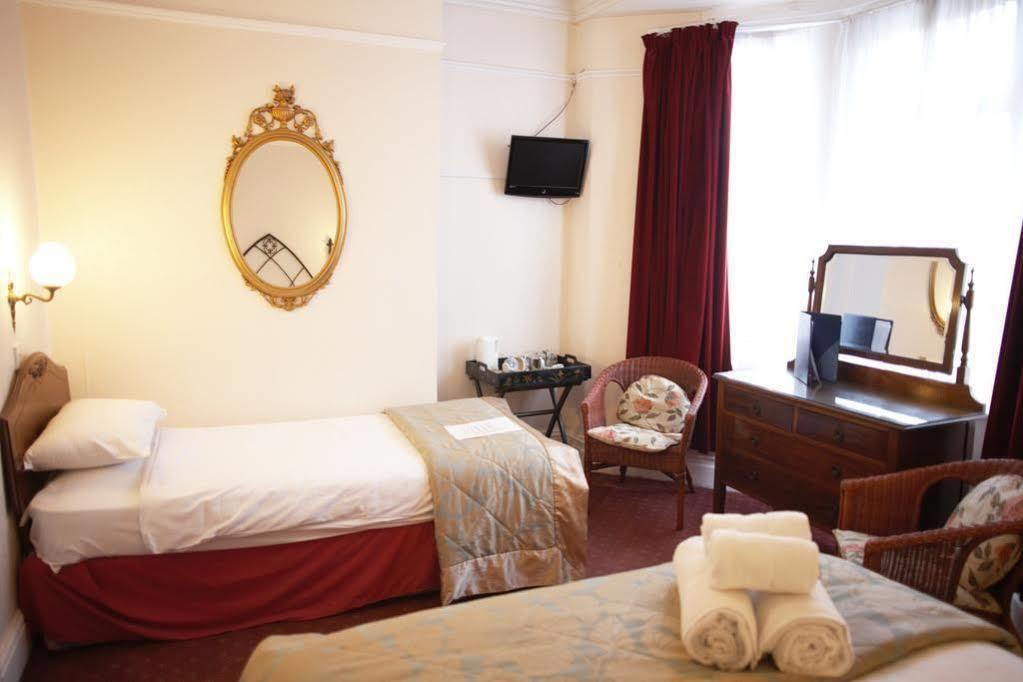 Hamilton Court Hotel Chester Extérieur photo